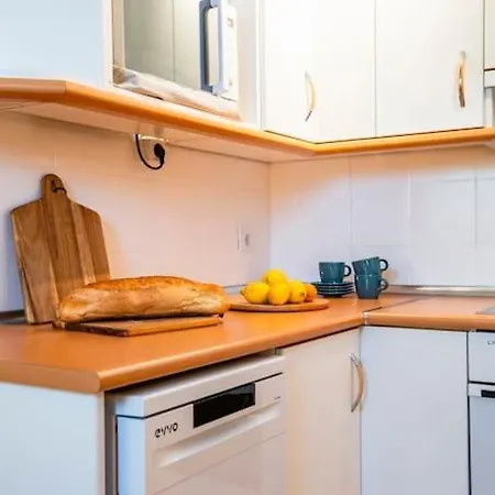 Gamos Apartment